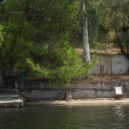 펜션 Beach House Lefkada Yénion